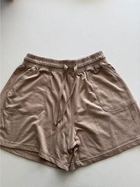 Women’s L Taupe Drawstring Lounge Shorts